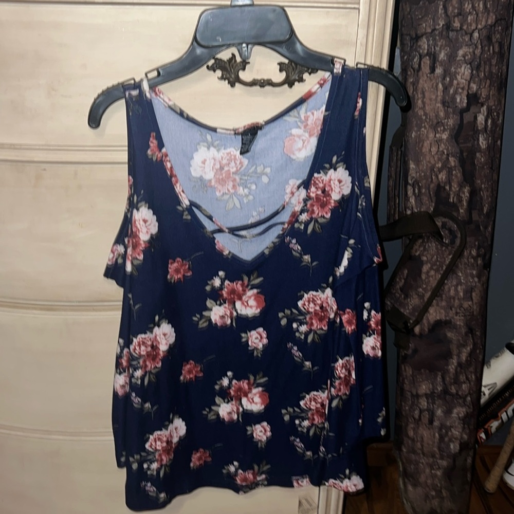 Women’s Top